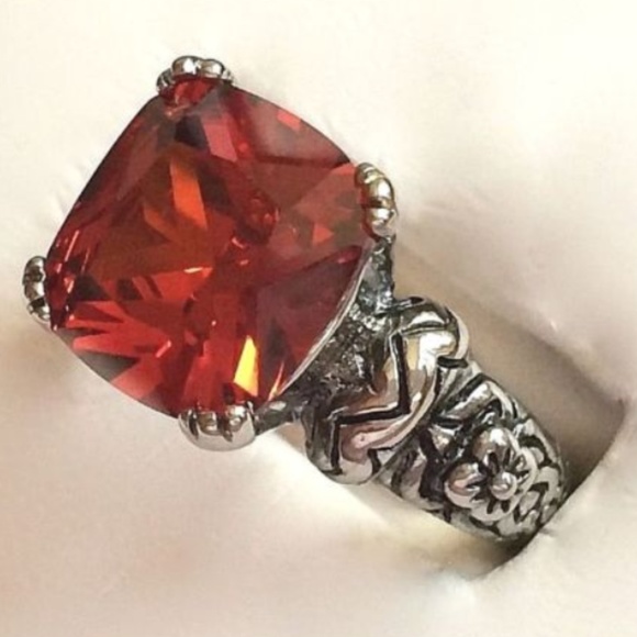 Silver Garnet Celtic Ring Size 8 9 red Cubic zirconia Stainless steel solitaire - Picture 3 of 8